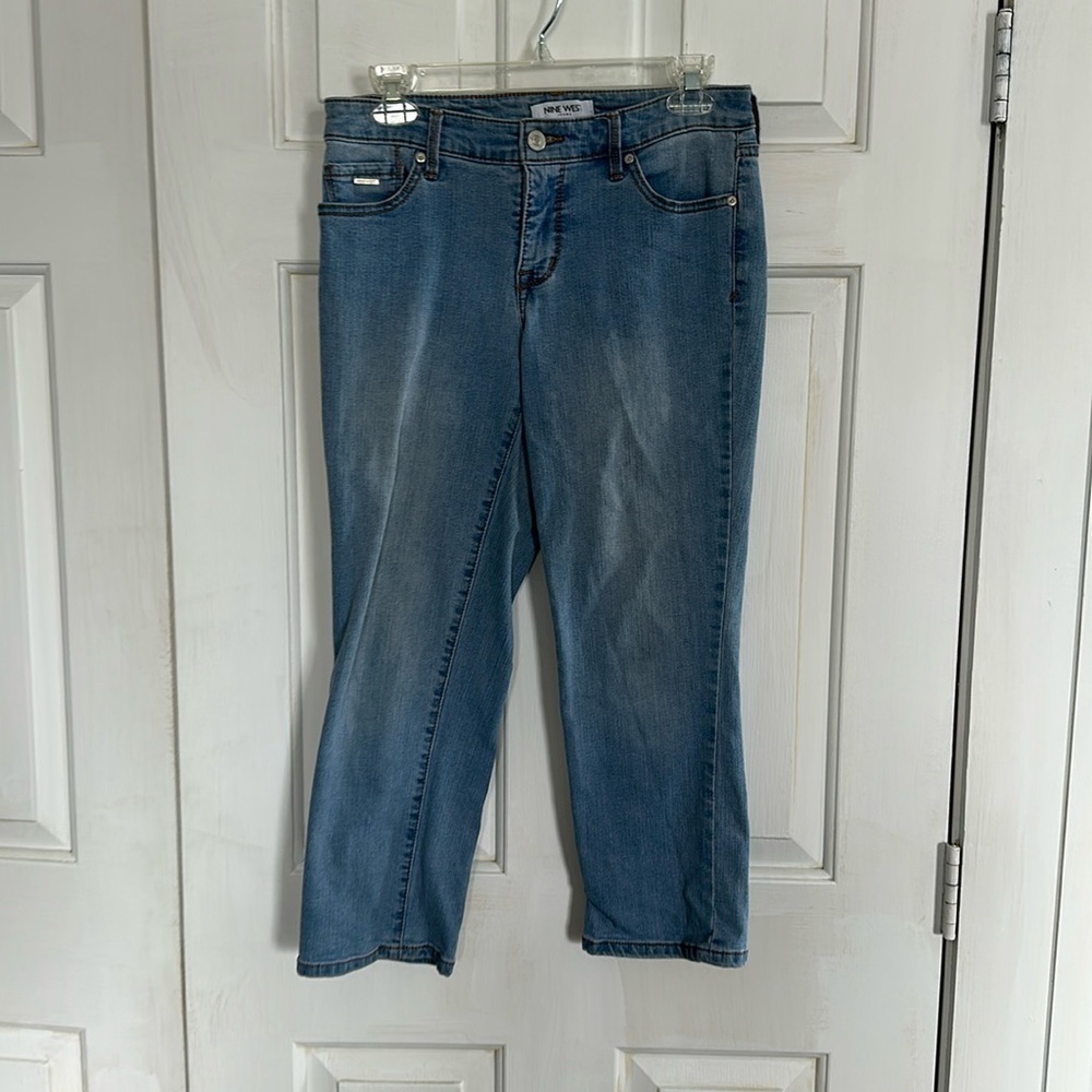 Nine West light blue Jean Capri size 4
